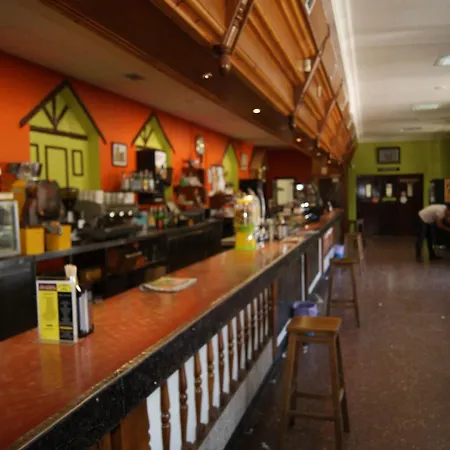 Szálloda Hermanos Gutierrez 2*